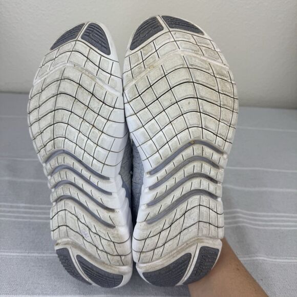 Women’s Nike Free Run RN 5.0 Road Running Shoes Pure Platinum Metallic Silver 8 - Picture 15 of 16